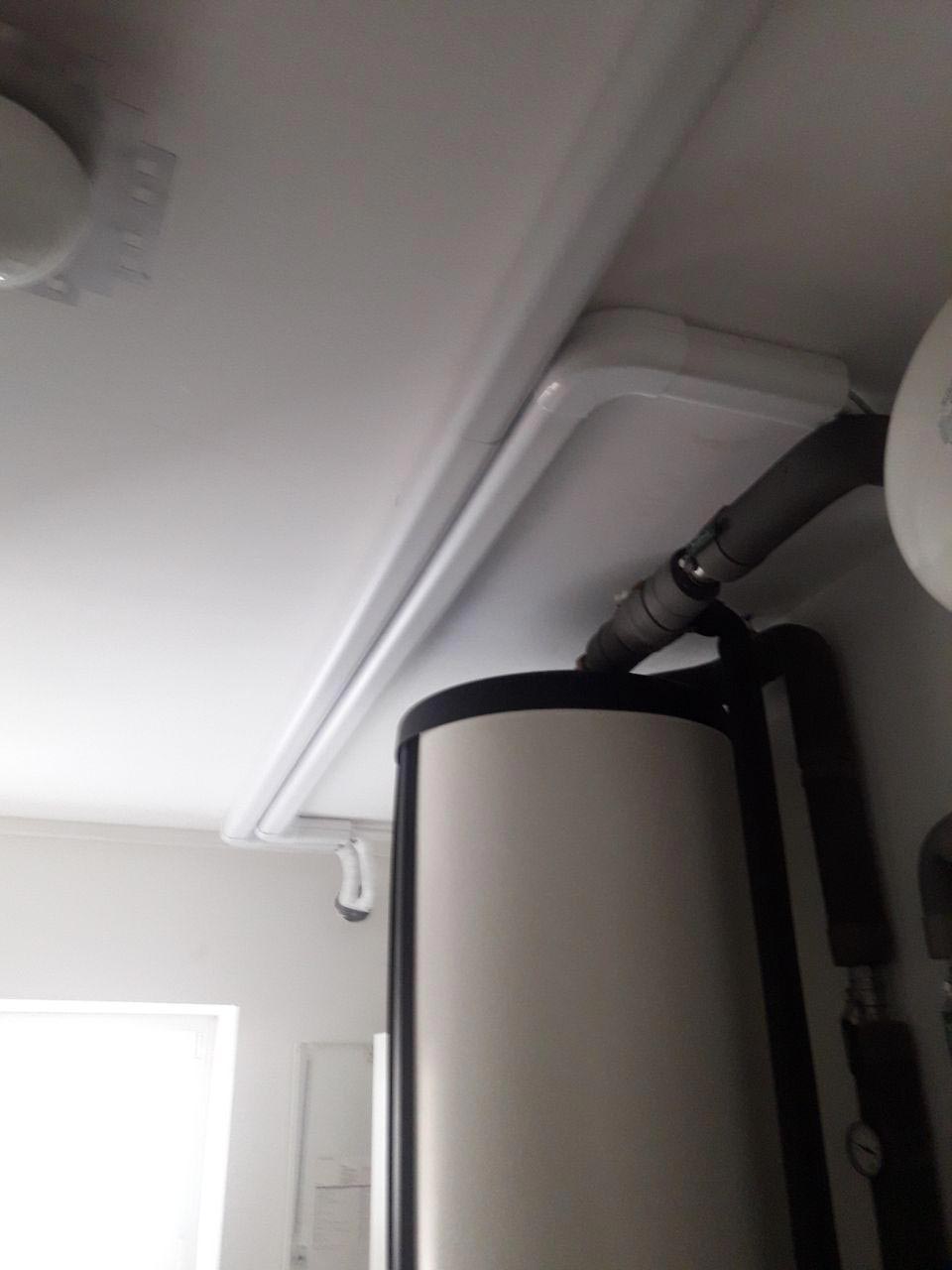 Multisplit Klimaanlage Kabelkanal Decke
